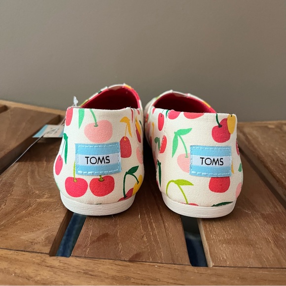 Toms Alpargata women’s natural cherry print shoes, size 7.5, comfort foam NWT - Picture 4 of 8